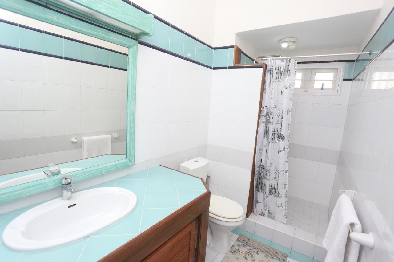 Fully Furnished Luxury Villa 3 Right On A Blue Ocean Belle Mare Buitenkant foto